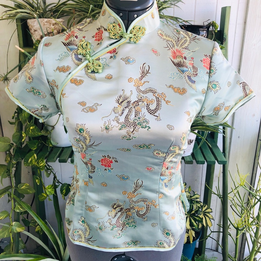Tang Yi Silk top with Embroidered Dragons